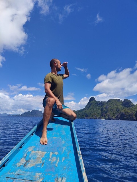 Chai Travel on a boat in The Philippines